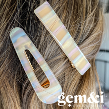 Load image into Gallery viewer, Iridescent Hair Clip Set
