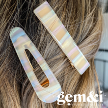 Load image into Gallery viewer, Iridescent Hair Clip Set
